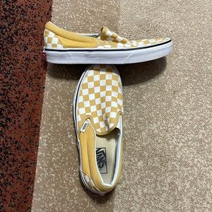 Final drop! Vans Slip ons